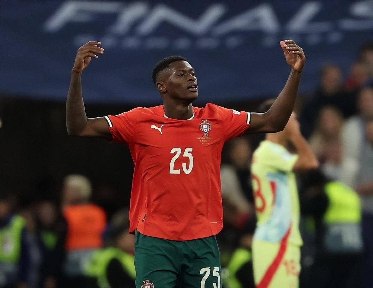 力压缩进一 力压缩进一